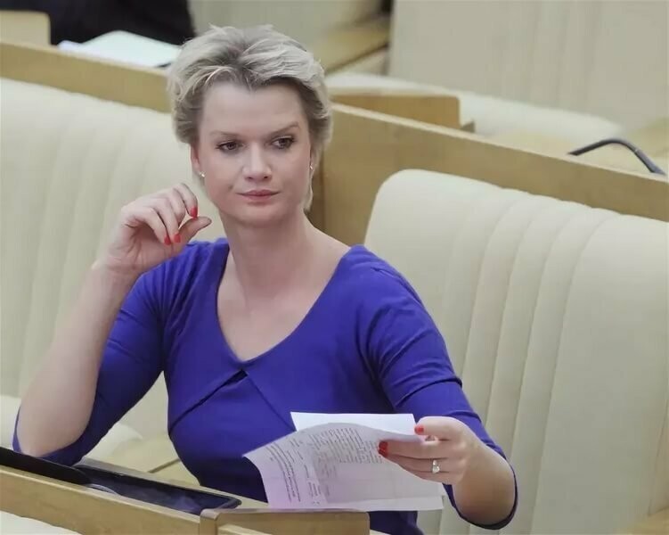 Гос-гоп-стоп. Госдума приняла опасный бюджет: торможение вместо роста