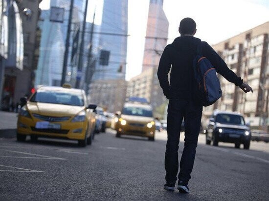 В Москве: таксист подвёз голландского туриста до отеля за 16 тысяч рублей
