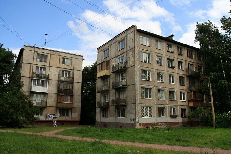 Хрущевка против путинки: смотрите, не ошибетесь