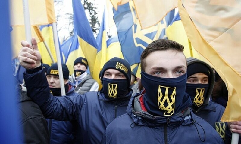 Языковой барьер: украинские националисты устраивают рейды против уличных музыкантов