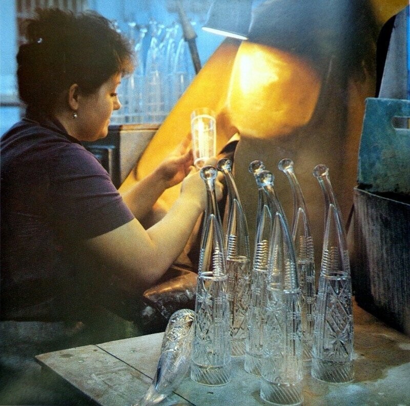 Изготовление хрустальных рогов. Таганрог, 1986