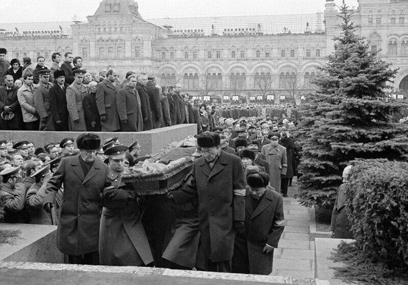Похороны Л.И.Брежнева. 15.11.82 (Скончался 10 ноября)