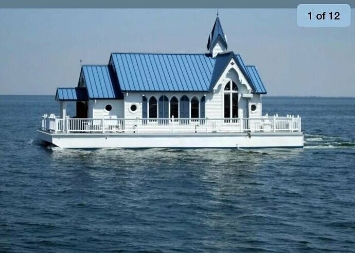 19. Дом-лодка, построенная компанией Tiny House на понтонах. 89 999 долларов