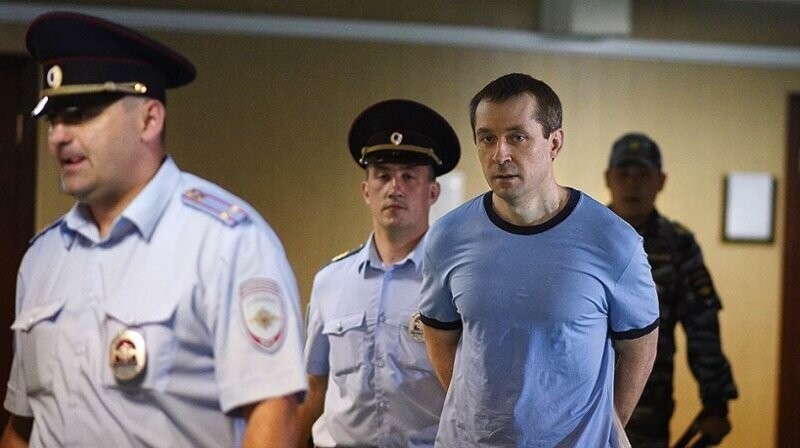 Заключенный из МВД получил ужесточение режима и готов к отправке по этапу