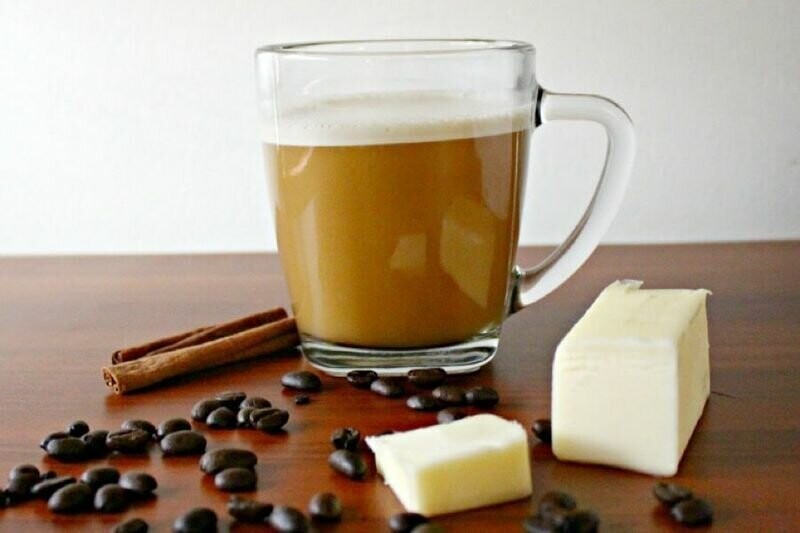 4. Кофе с подсолнечным и сливочным маслом