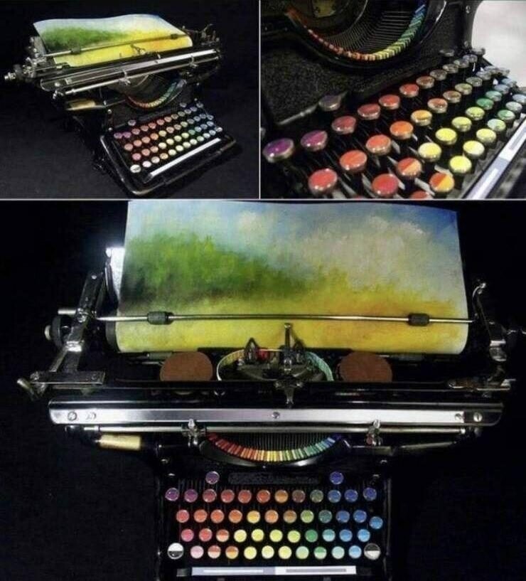 Печатная машинка, в которой художник Тайри Каллахан в 1937 году заменил буквы и кнопки на цвета. С помощью неё можно печатать целые картины