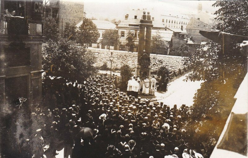 Открытие памятника эрцгерцогу Францу Фердинанду и его жене на месте покушения. Сараево, 1917