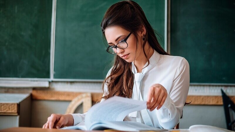 Она проснулась безработной, но знаменитой
