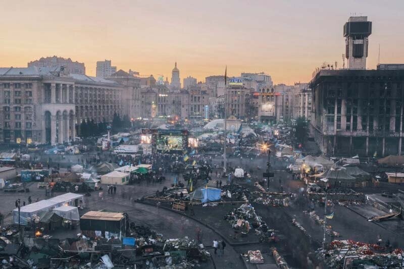 Площадь Независимости (Майдан Незалежности) в Киеве, Украина, главная площадь страны, 2014 год