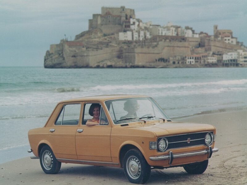 Ещё одним хитом года стал Фиат-128, небольшой  семейный автомобиль, выпускавшийся с 1969 аж по 1985 год: