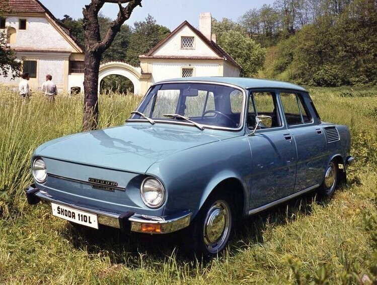Машины модели Skoda 110 L выпускались чехословацким автомобильным заводом Skoda Auto в городе Млада Болеслав с 1969-го по 1976-й гг. Всего было собрано около 200 тысяч машин данной марки: