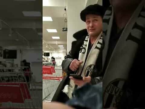 Братан начал качать права в магазине по фене 