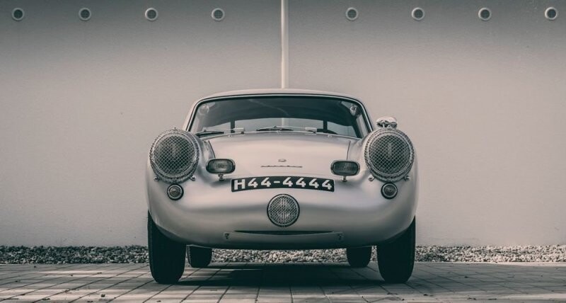 Гоночный Gloeckler-Porsche 356 Coupe 1954 года