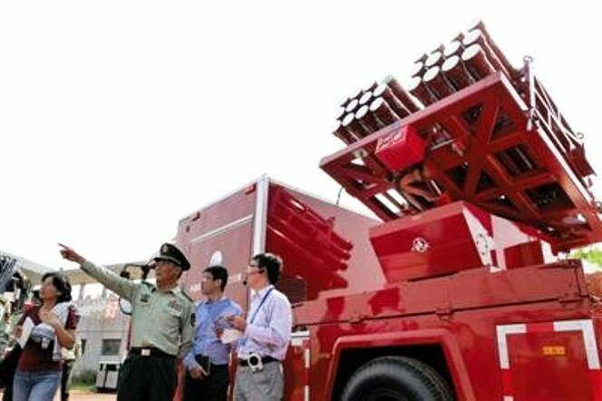 Ракетная установка МЧС Китая для борьбы с пожарами в многоэтажных домах