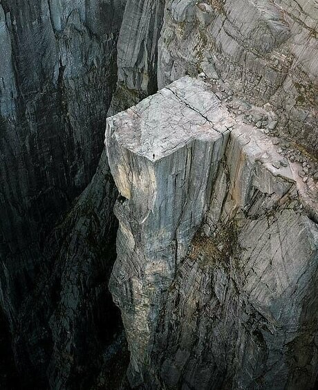 "Восхождение". Гора Прекестулен, Норвегия