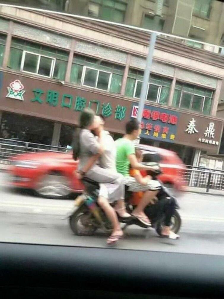 Тем временем в Китае