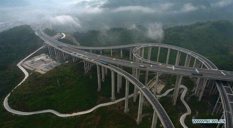 Какую супер-дорогу построили между Китаем и Пакистаном
