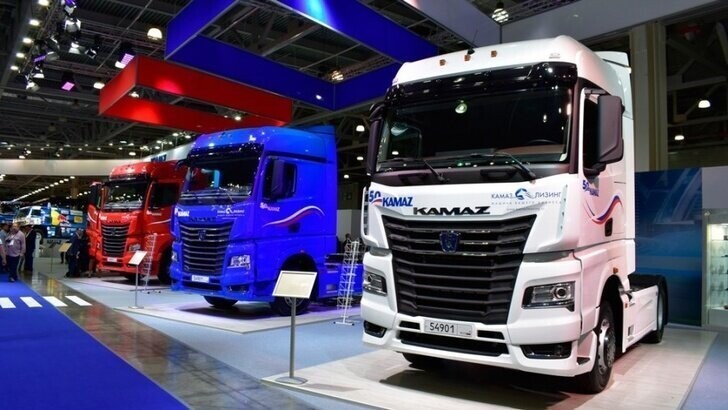 «КамАЗ» начал тестирование беспилотного грузовика «Одиссей» на территории завода