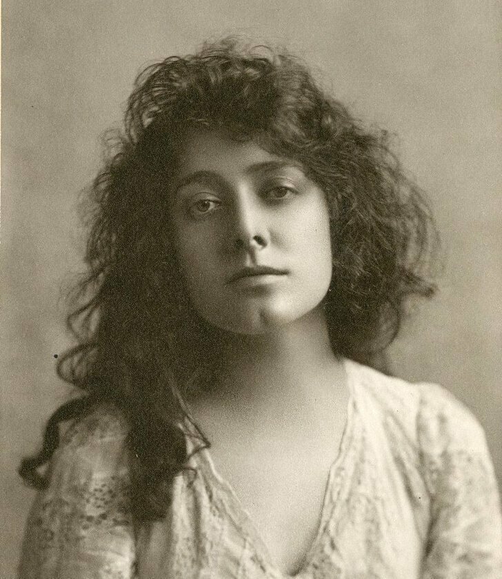 Актриса Джулия Марлоу, 1899