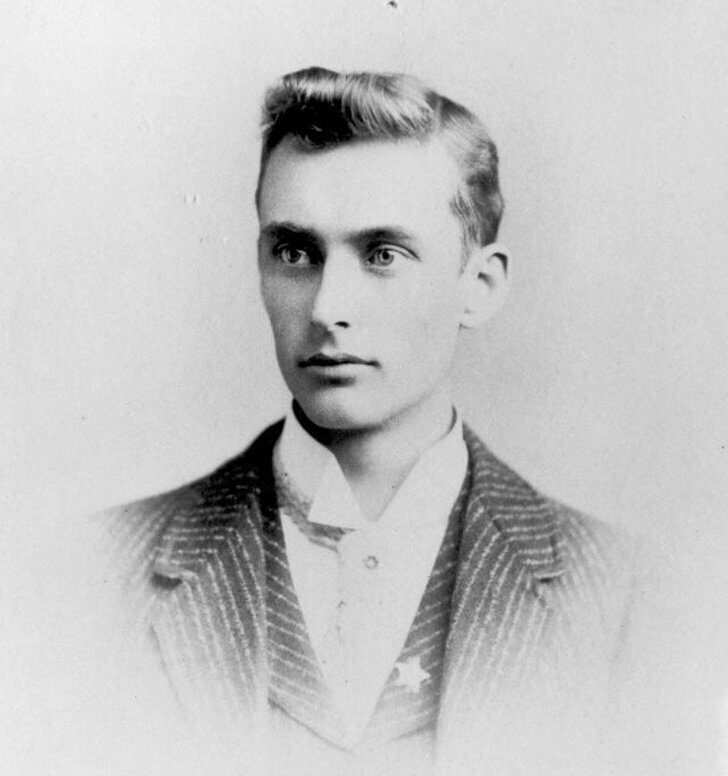 Мужчина, 1900