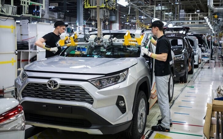 В России начато производство нового Toyota RAV4