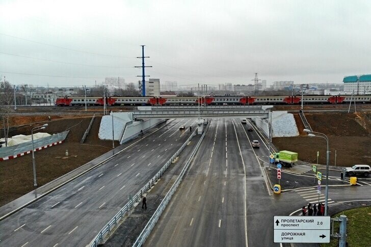 В Москве открыли дублер Варшавского шоссе и участок Южной рокады