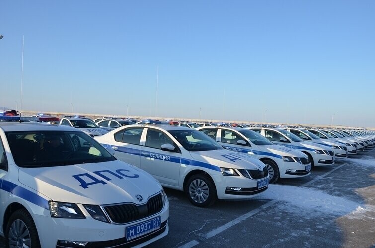 Ключи от новеньких автомобилей вручили в Хабаровске 