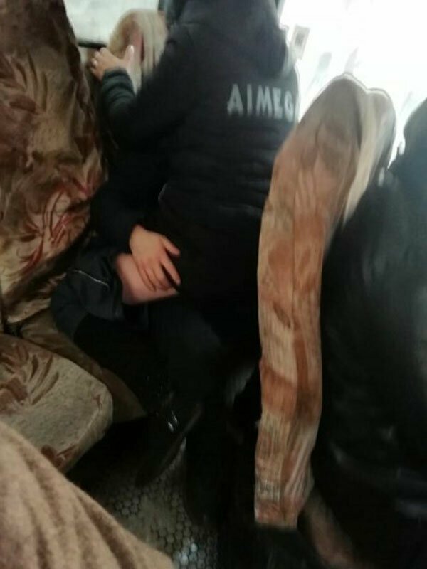 В Башкирии любвеобильная парочка занялась сексом прямо в автобусе