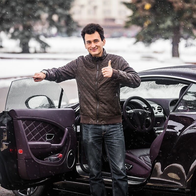 4 место -  Алан Енилеев — $850 тысяч. Киберспортсмен в дисциплине виртуальных автогонок Need For Speed и другие.