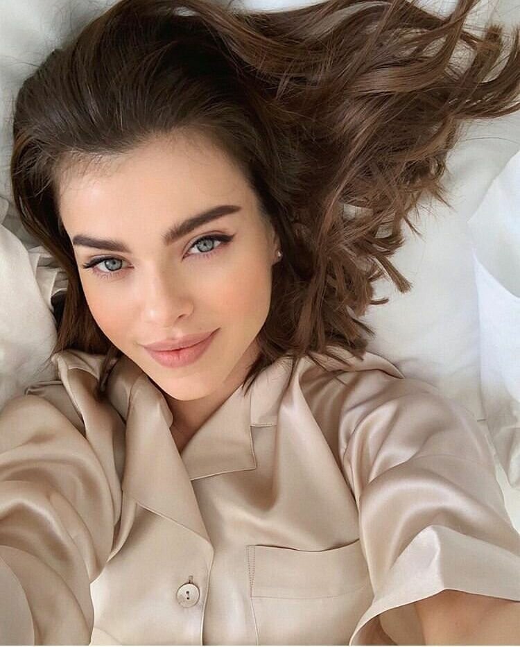 6 место -  Елена Темникова — $760 тысяч. Елена - российская певица и автор песен. Бывшая участница группы Serebro