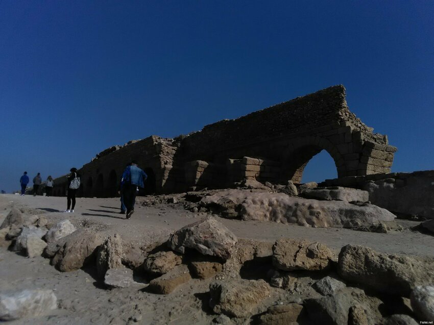 Римские руины в Кесарии