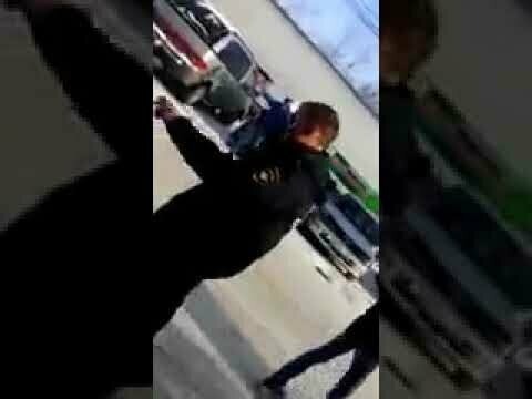 Полицейские в Хабаровске при задержании стреляли и ранили дебошира 