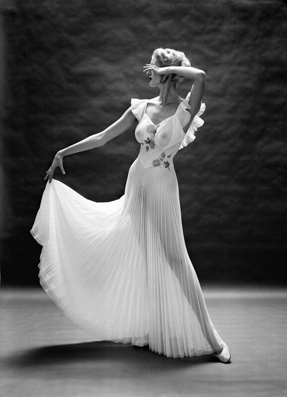 Модное платье 1950г.