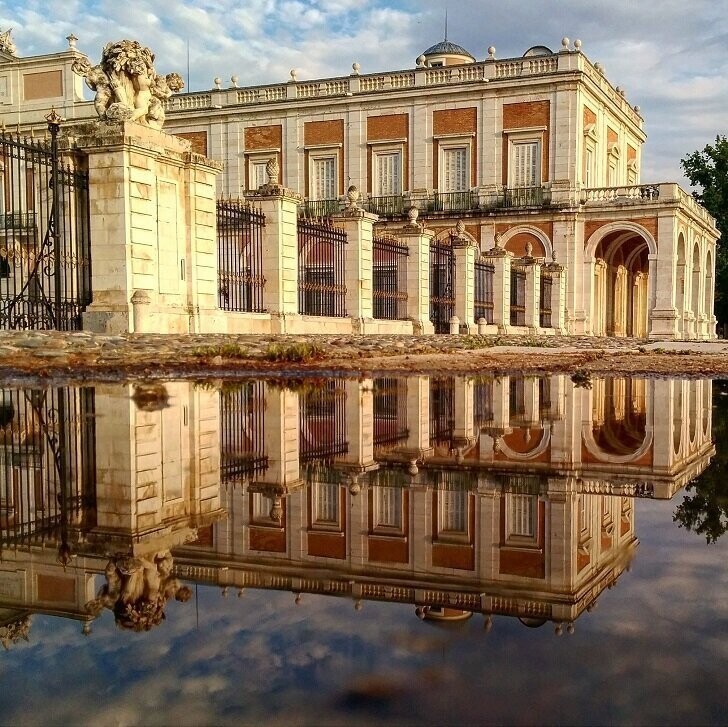 Королевский дворец в Аранхуэсе (резиденция испанских королей)