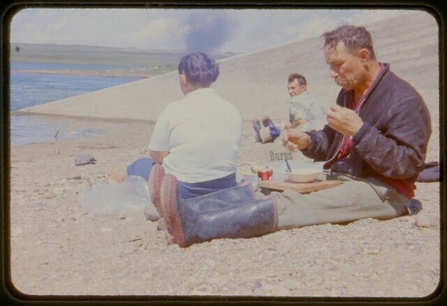 Община канадских духоборов в конце 50-х: яркие слайды Kodachrome