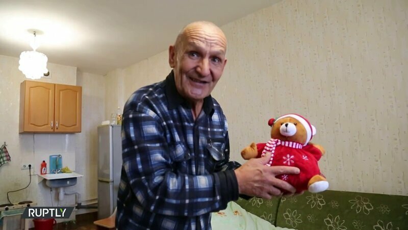 Новогоднее волшебство: Россияне за сутки собрали 1 млн. на помощь пенсионеру 
