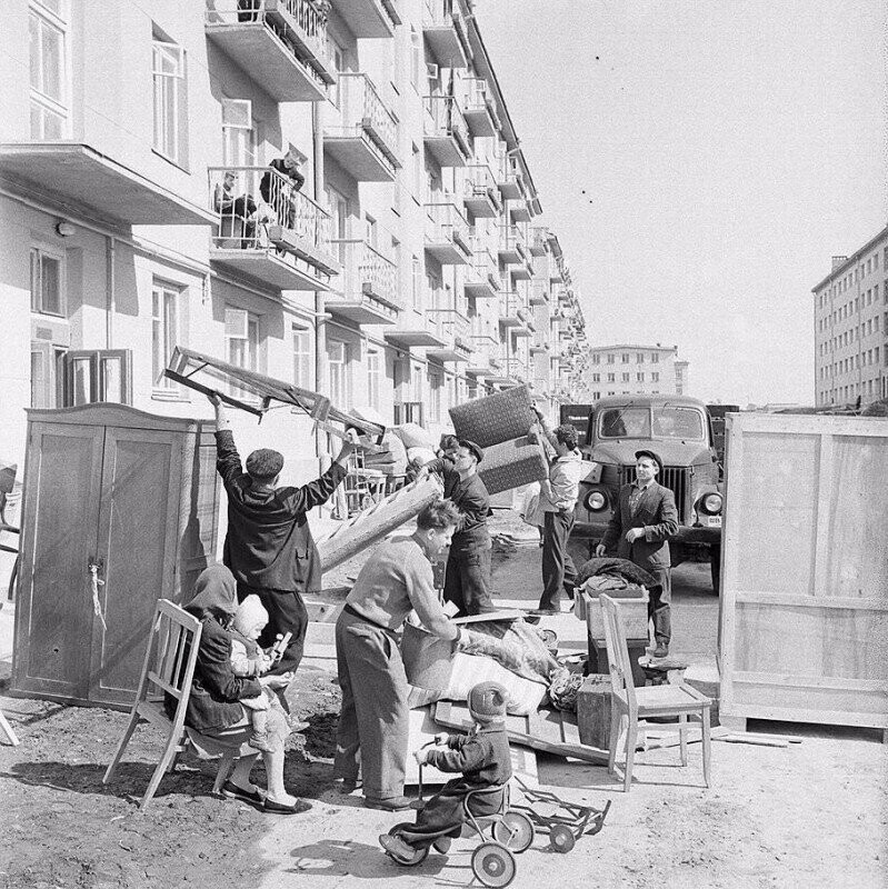 Переезд в новую квартиру. СССР,1962