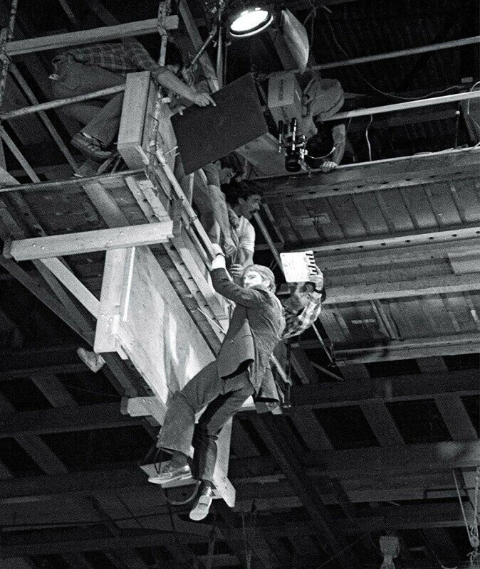 Актер Алан Рикман на съемках фильма "Крепкий орешек", 1988 год, Голливуд