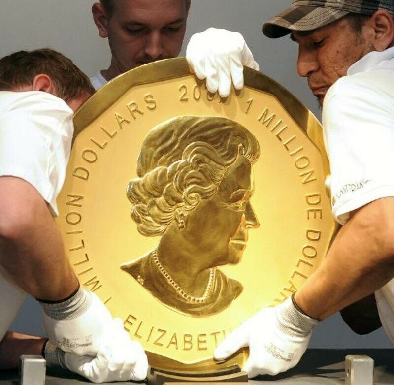 Канадский рекорд: 100-кг монета из золота 999 пробы