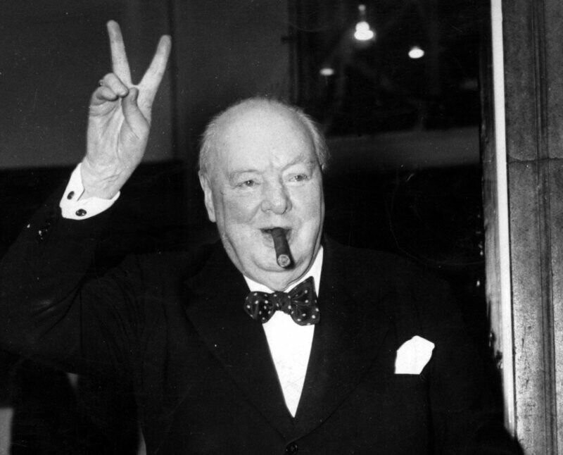 6. «Сталин принял Россию с сохой, а оставил с атомной бомбой», — Уинстон Черчилль