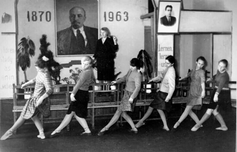 Урок танцев в Феодосии, 1963 год