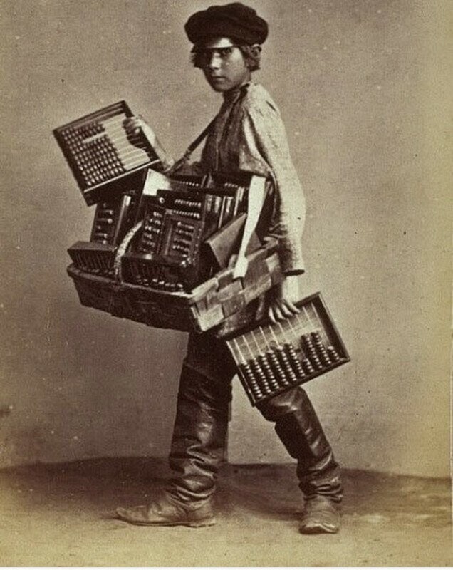 Продавец счёт. Санкт-Петербург, Россия, 1860-е