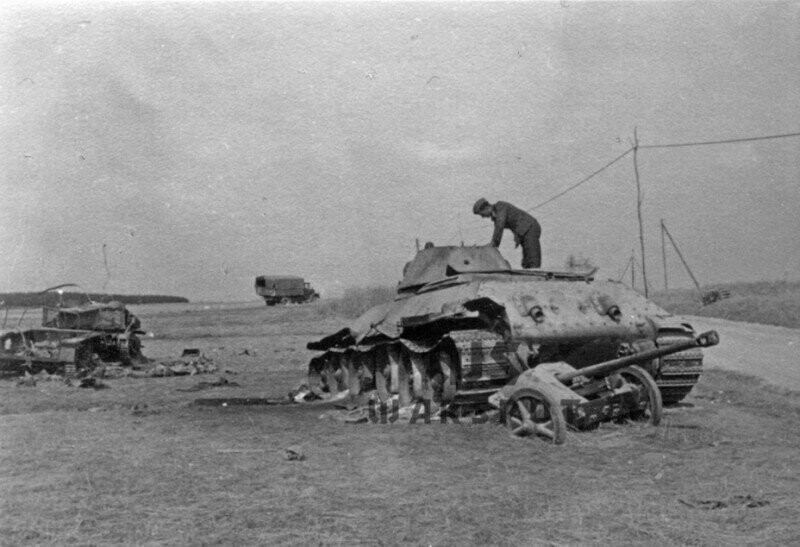 Самым опасным противником Т-34 в 1941 году была 50-мм противотанковая пушка Pak 38.