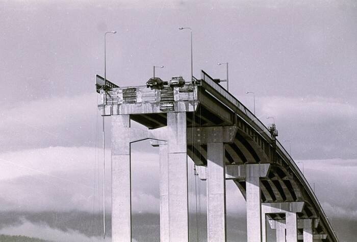 Обрушение Тасманова моста. 1975 год.