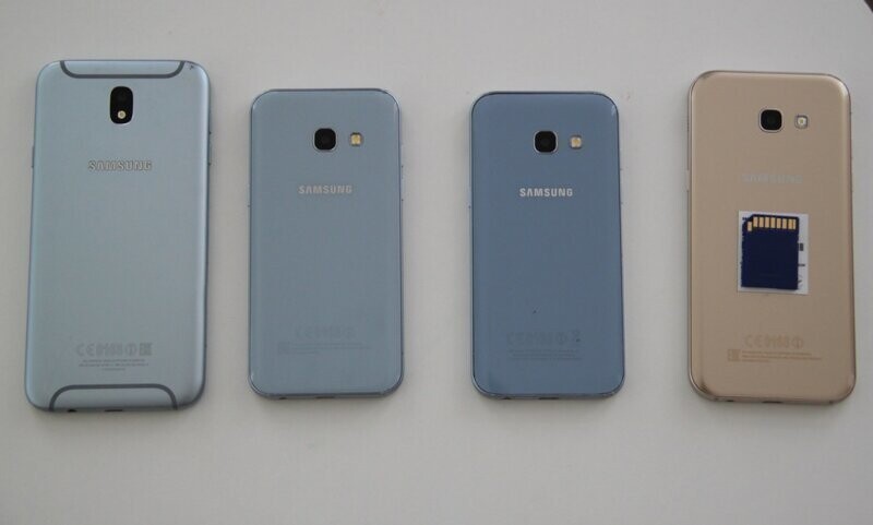Четыре смартфона Samsung умерли одновременно
