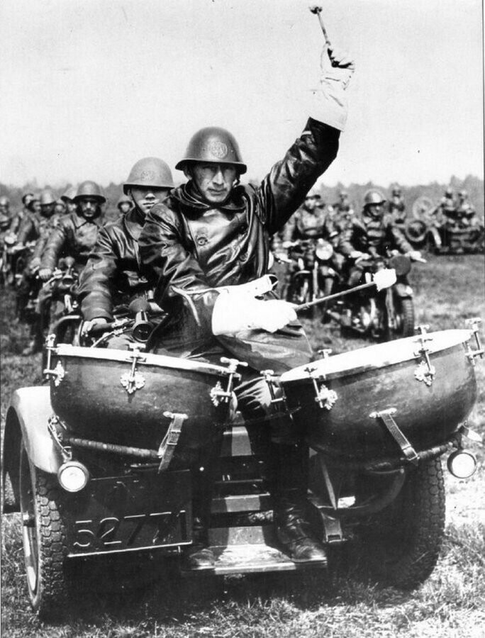 Мотобарабанщик голландской королевской армии. 1939-1940 гг. 