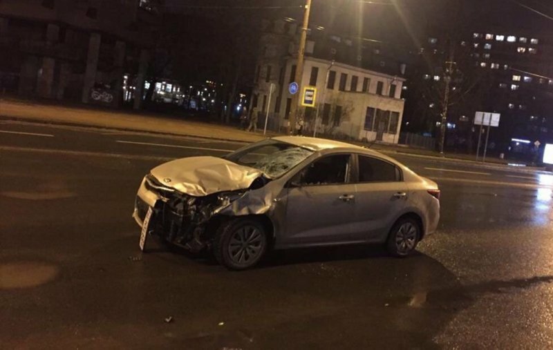 Авария дня.  В Петербурге водитель насмерть сбил двух подростков
