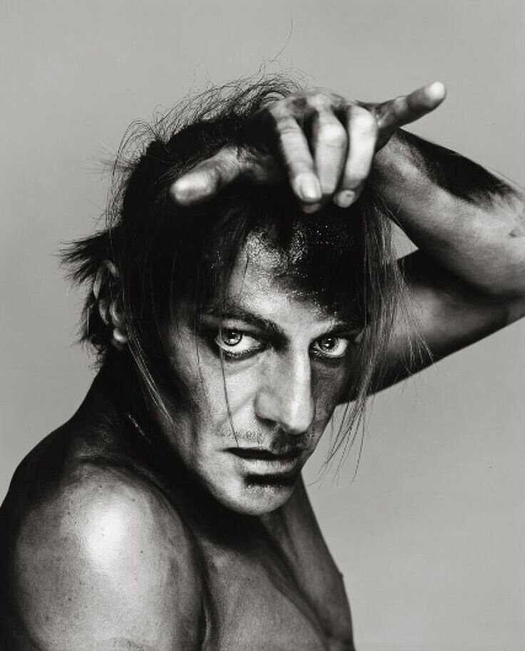 Джон Гальяно (John Galliano), Ричард Аведон (Richard Avedon). 