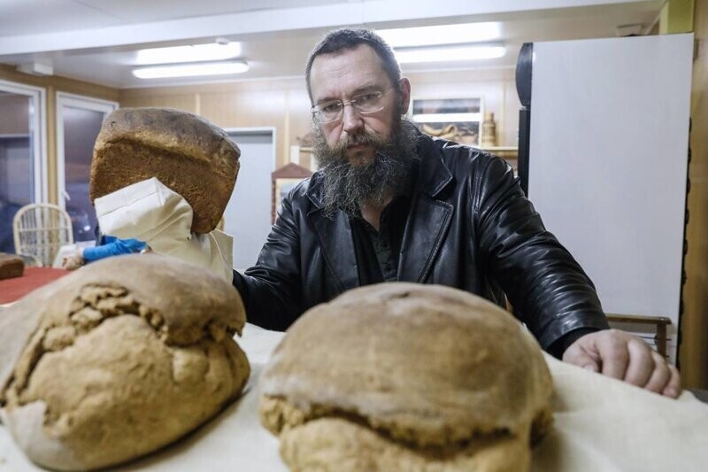 Герман Стерлигов обрадовался предстоящему подорожанию черного хлеба в России