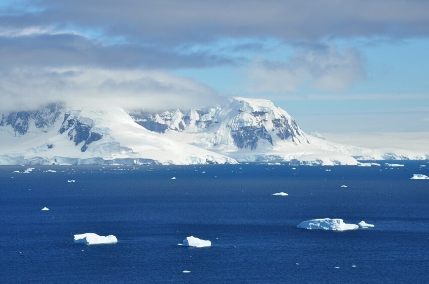 Антарктический полуостров на востоке. Антарктический полуостров. Антарктический п-ов. Антарктический полуостров фото. Антарктический полуостров название.